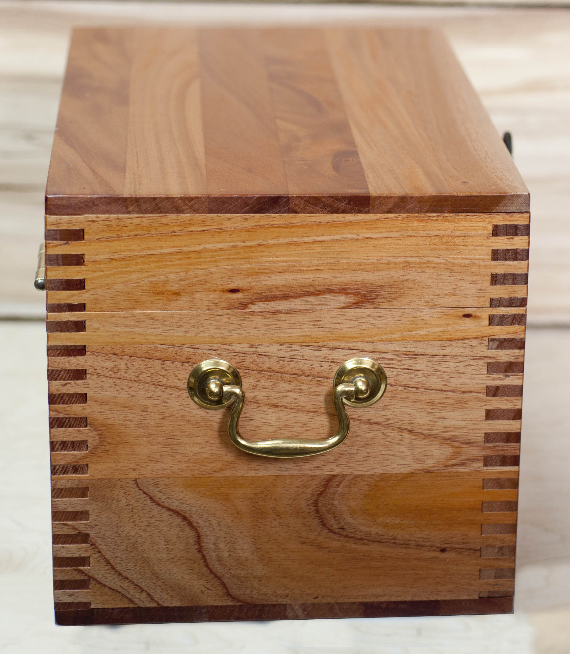 Cedar Chest Side View | Wooden Boxes for Sale | Woden Keepsake Box side view
