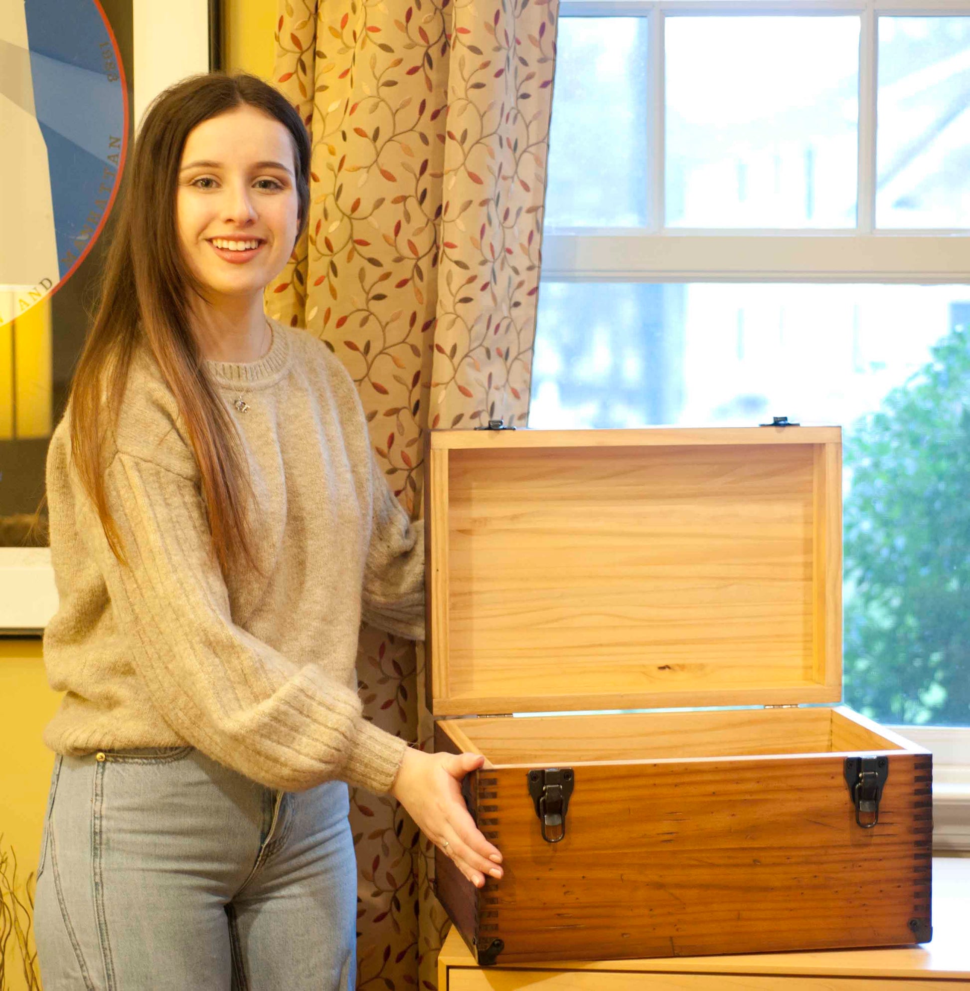 Wooden Memor Box Keepsake Box with open lid